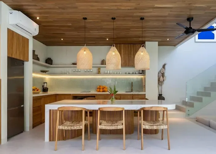 بيت للعطل Hood Bingin 3bdr Luxury *